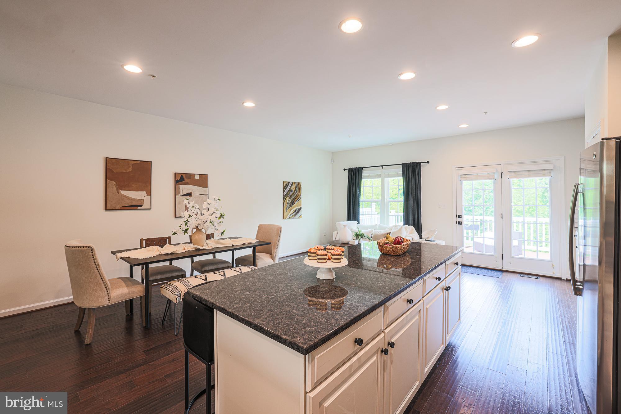 BALLARD GREEN - Residential