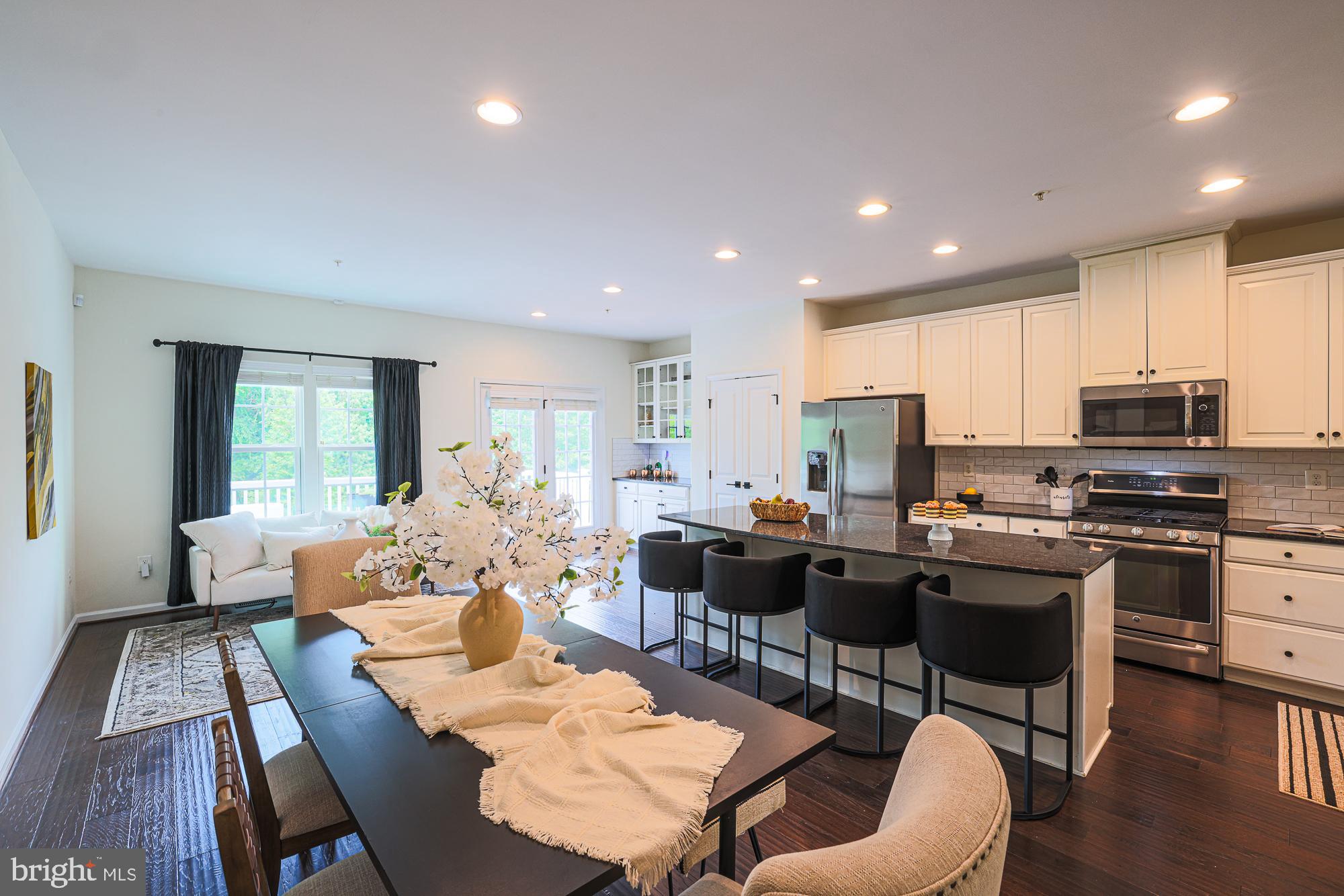 BALLARD GREEN - Residential