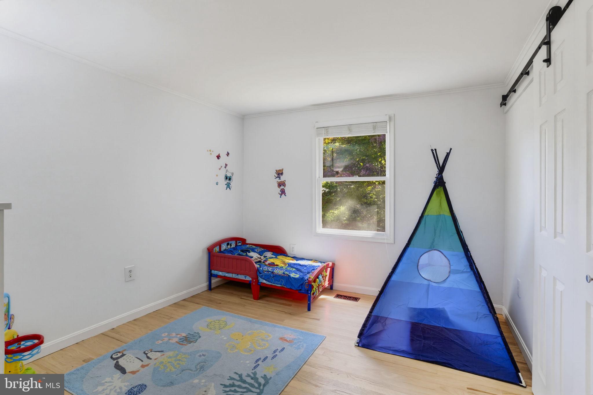 REGAL ESTATES - Residential