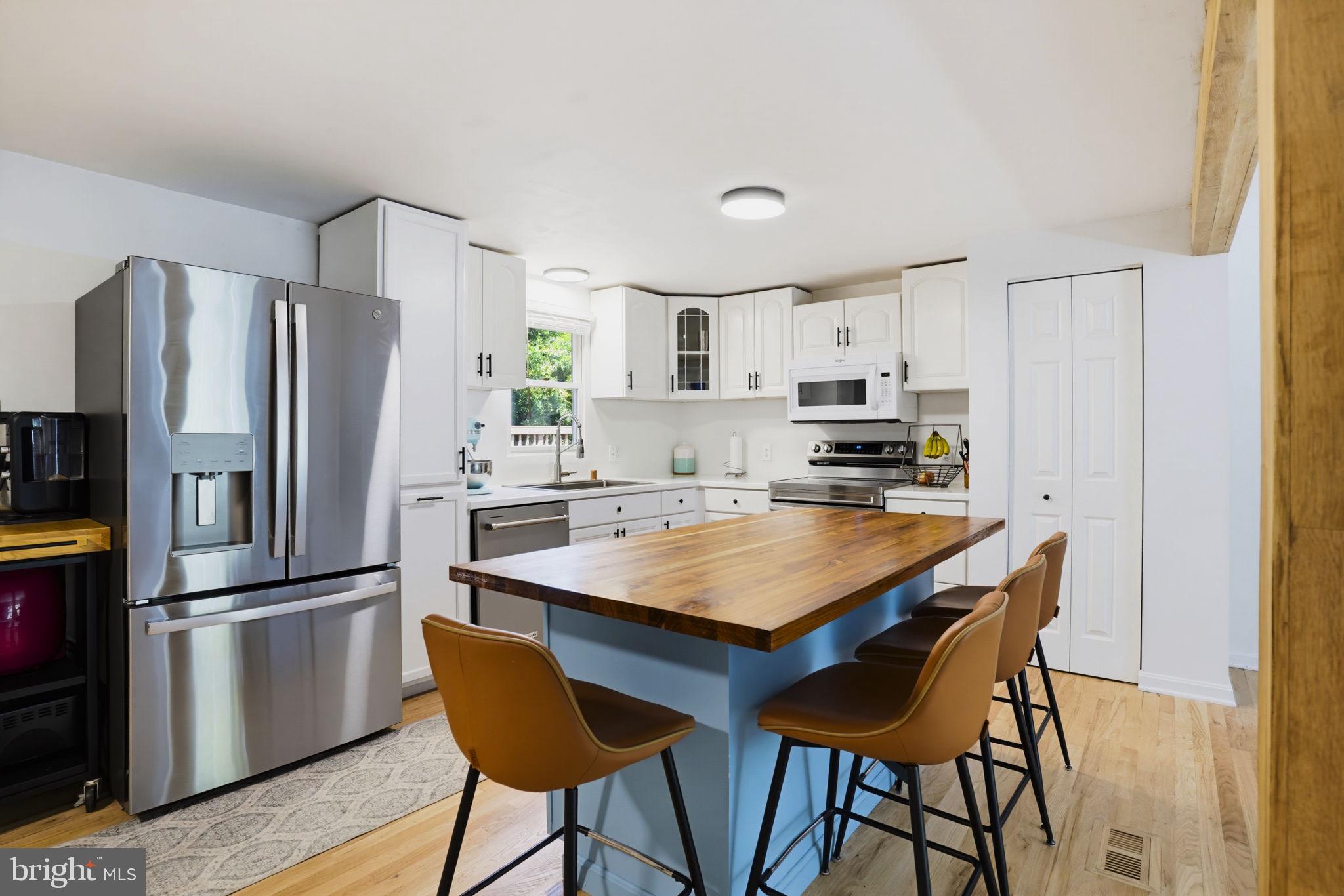 REGAL ESTATES - Residential