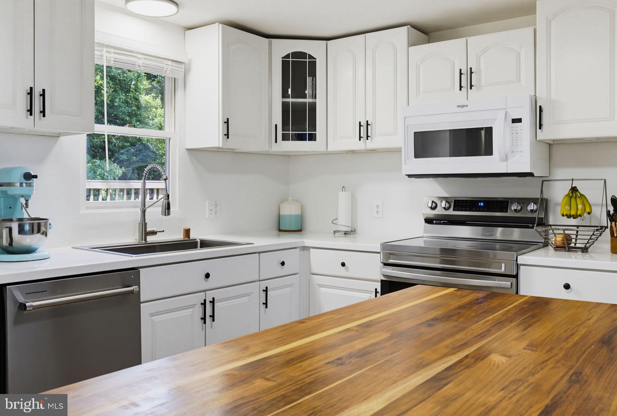 REGAL ESTATES - Residential