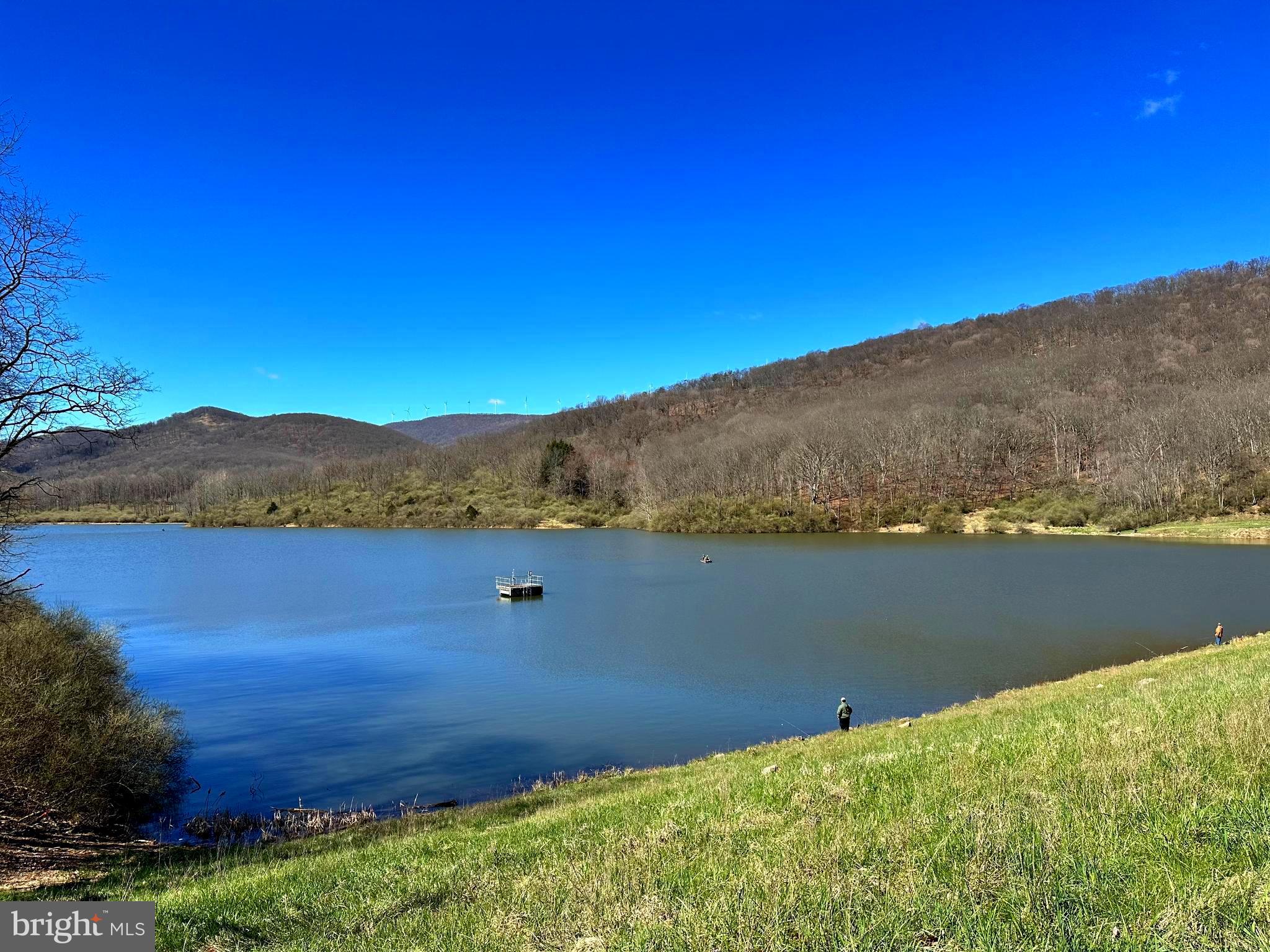 THE PRESERVE AT NEW CREEK LAKE - Residential