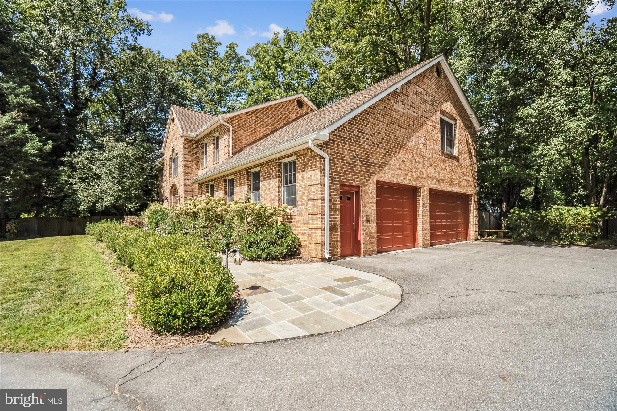 BEVERLY FARMS - Residential
