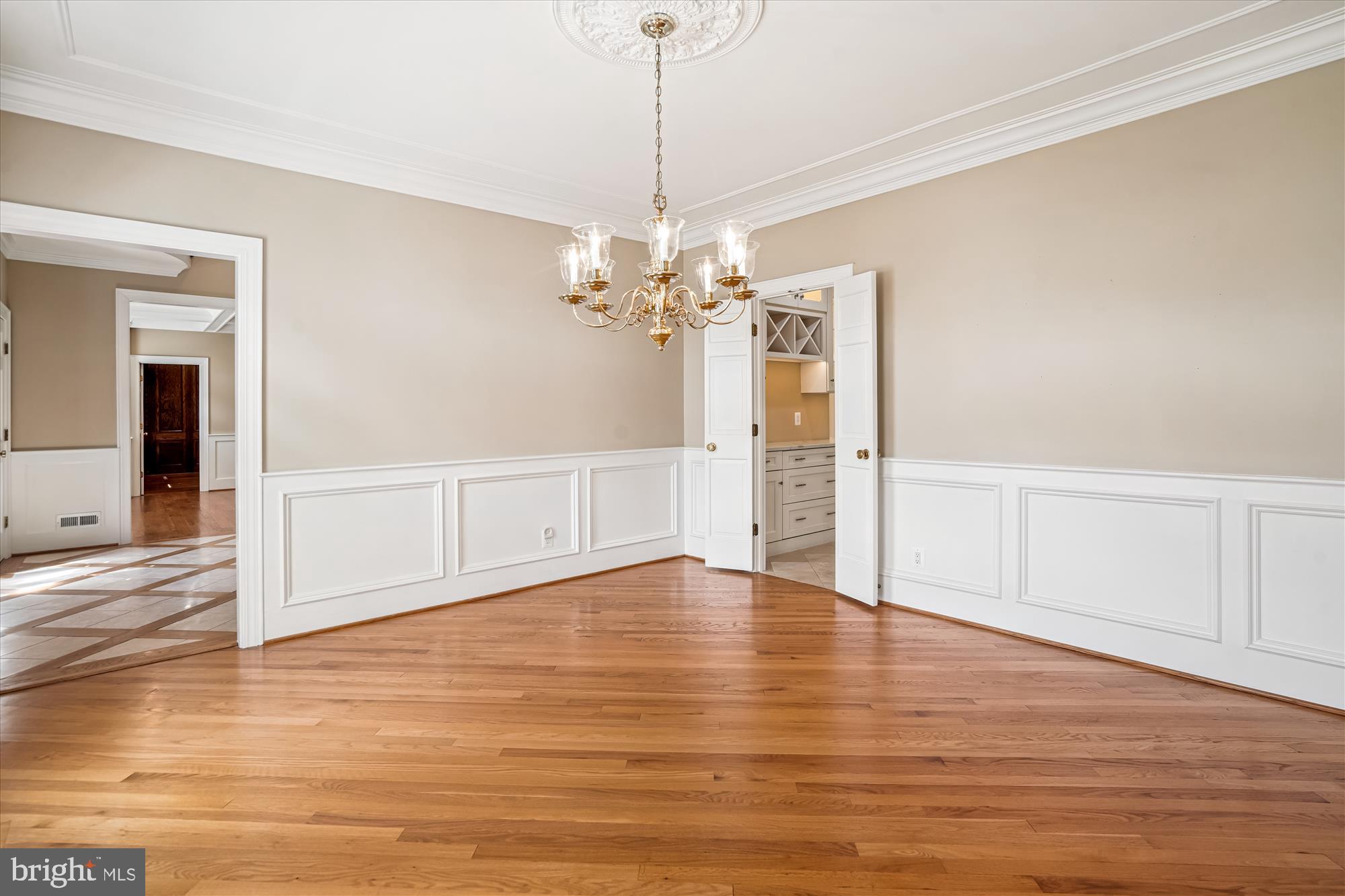 BEVERLY FARMS - Residential