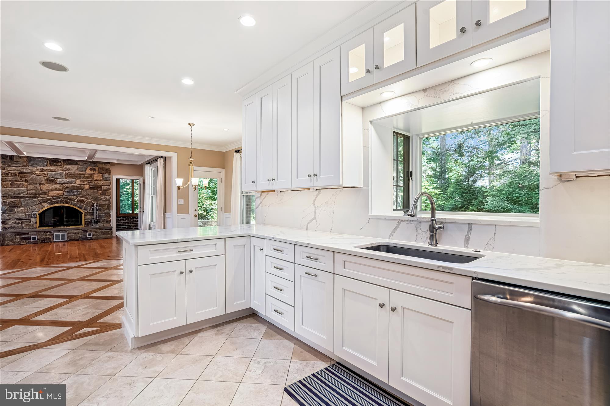BEVERLY FARMS - Residential