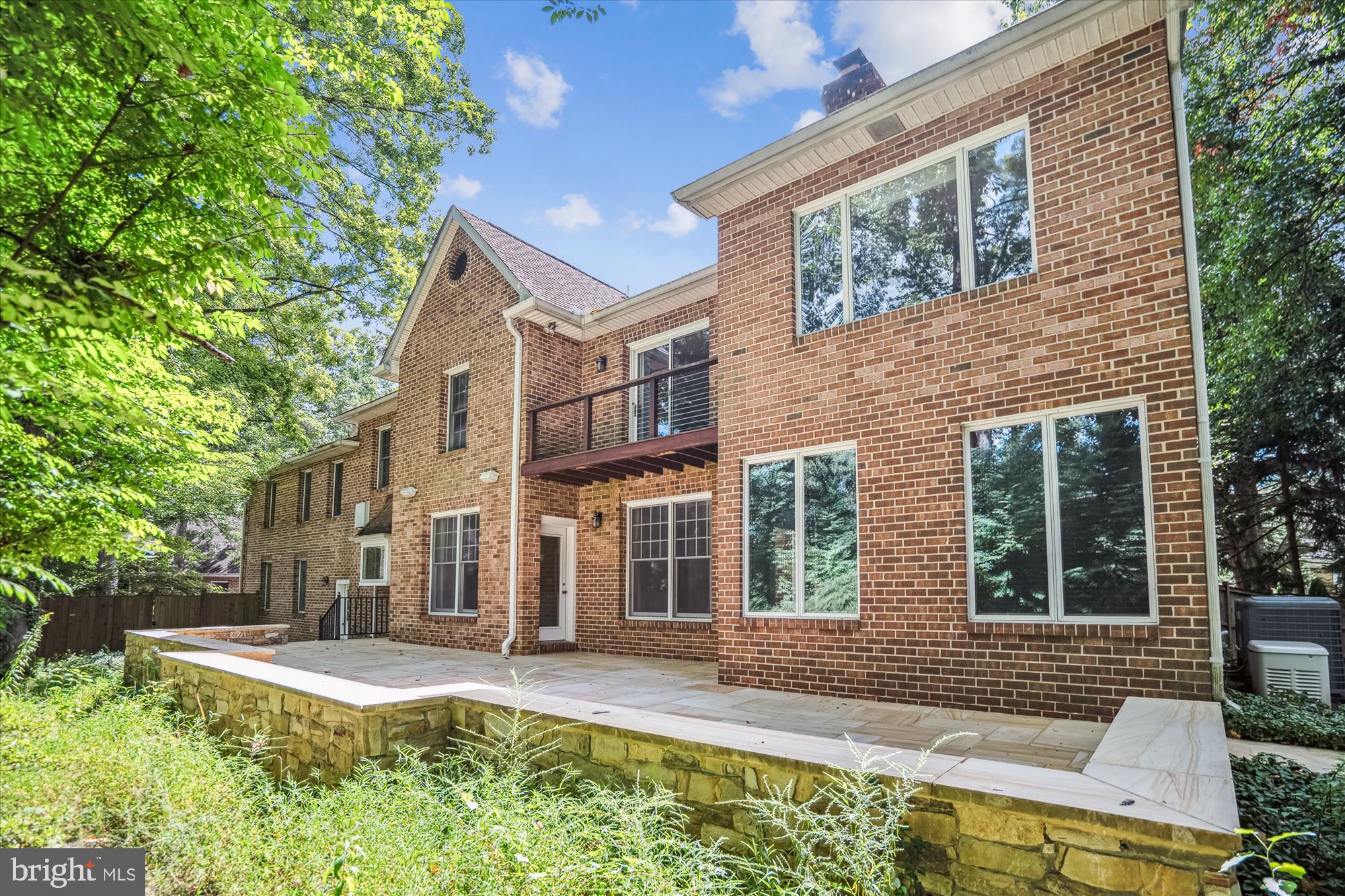 BEVERLY FARMS - Residential
