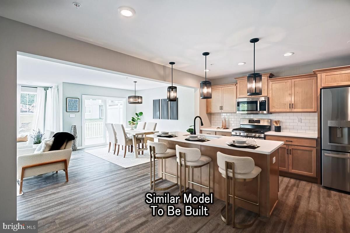 THE TOWNES AT HAMPDEN - Residential