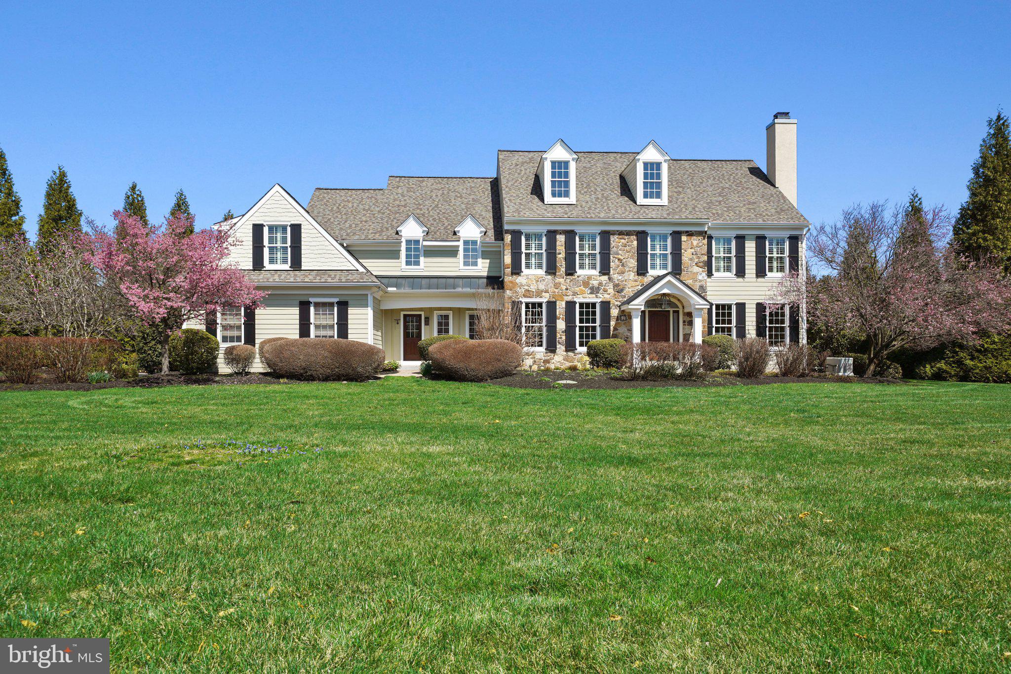 ROCKFORD CROSSING - Residential