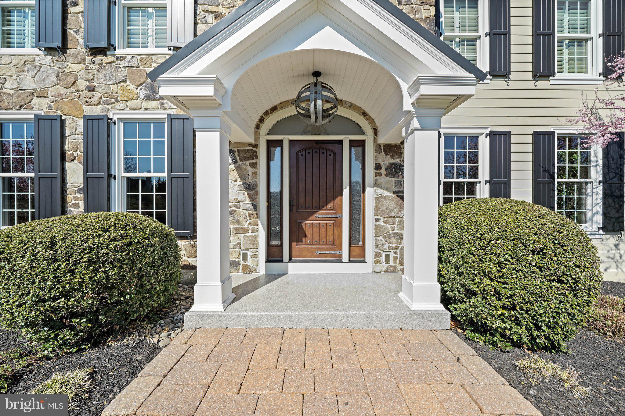 ROCKFORD CROSSING - Residential
