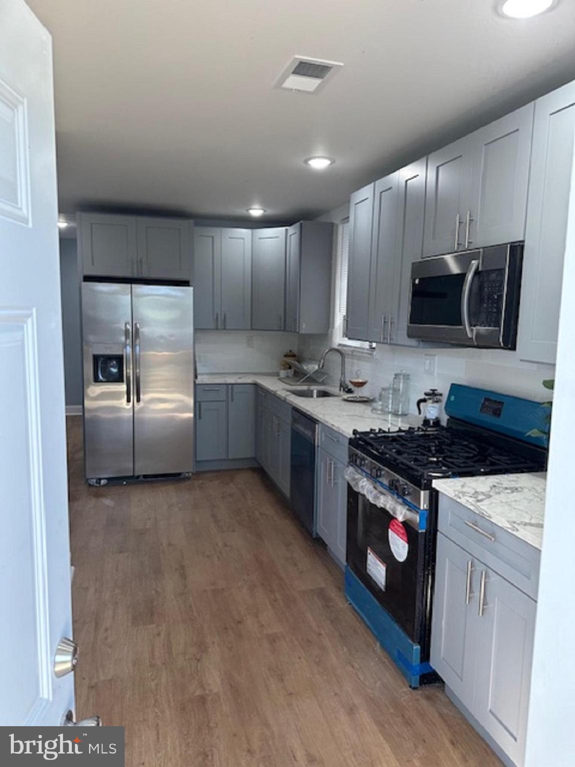 WEST PHILADELPHIA - Residential