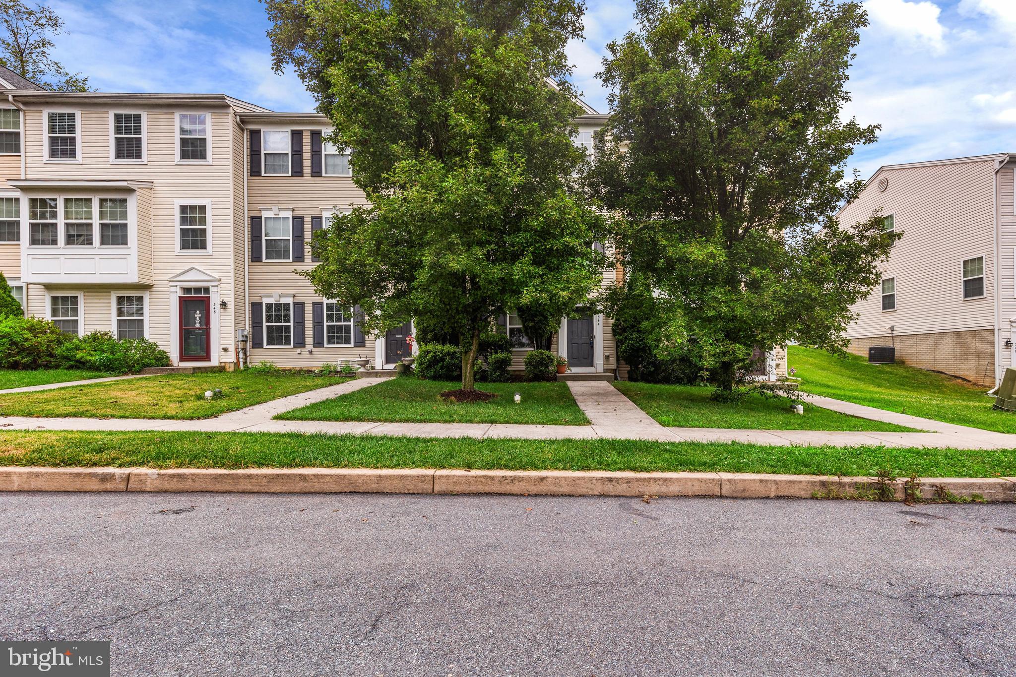 WELCOME HOME to convenient townhome living in a desirable community directly across from play area, close to all conveniences and downtown Lancaster! With just under 2000 sq.ft. of living space, the open floor plan provides space for everyone. Large finished basement provides additional living space with flexible uses (2nd family room, 4th bedroom, home office, etc.). Spacious primary bedroom with walk-in closet and private bath. Main level laundry, rear deck for enjoying the outdoors and all appliances stay. Perfect for owner occupants or investors -- CALL TODAY!