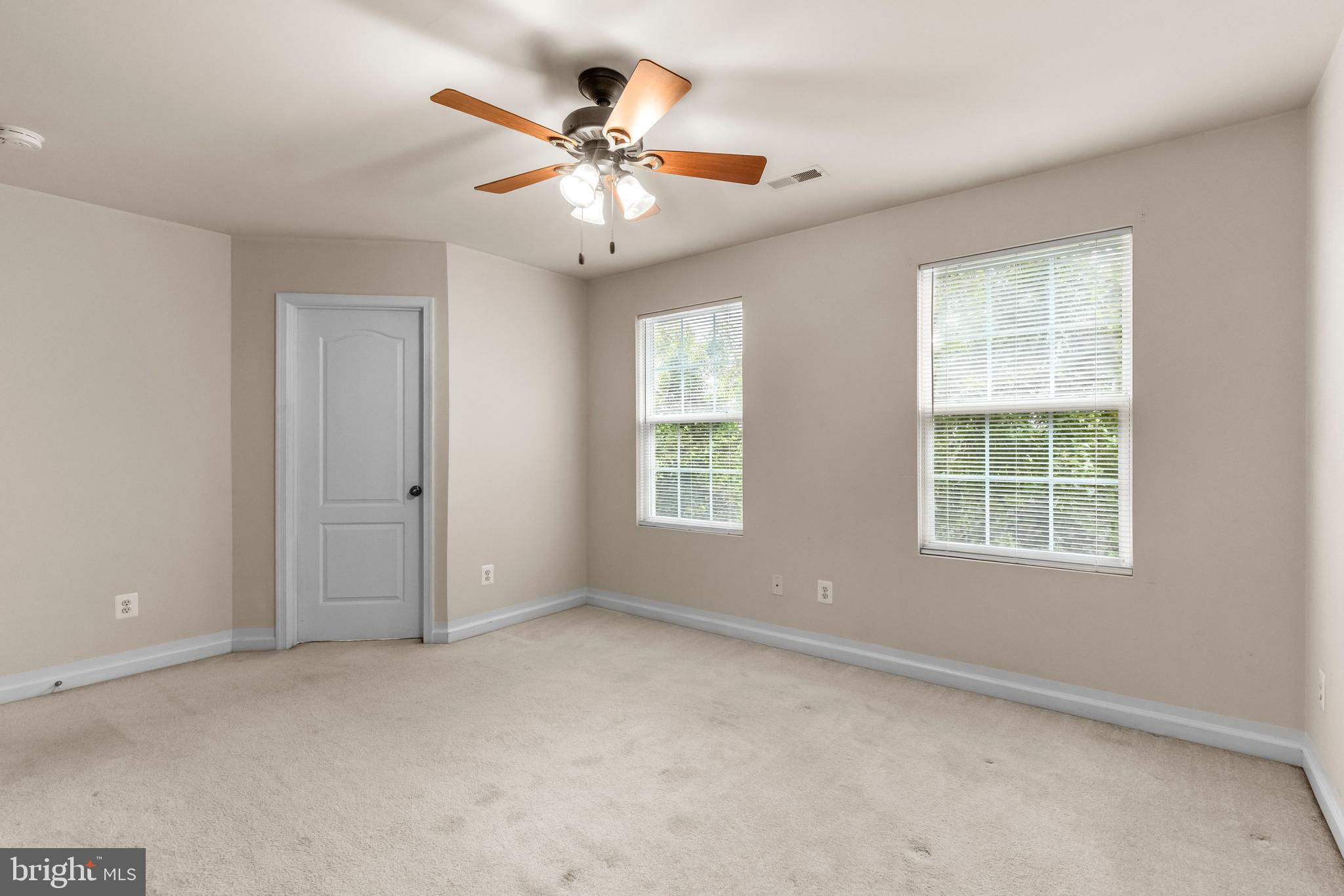 HAWTHORNE RIDGE - Residential