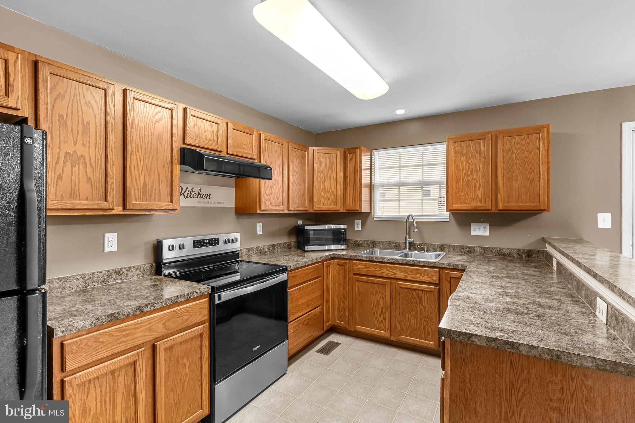 HAWTHORNE RIDGE - Residential