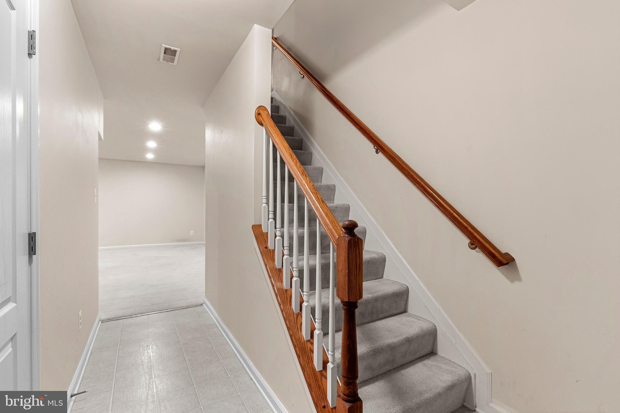 HAWTHORNE RIDGE - Residential