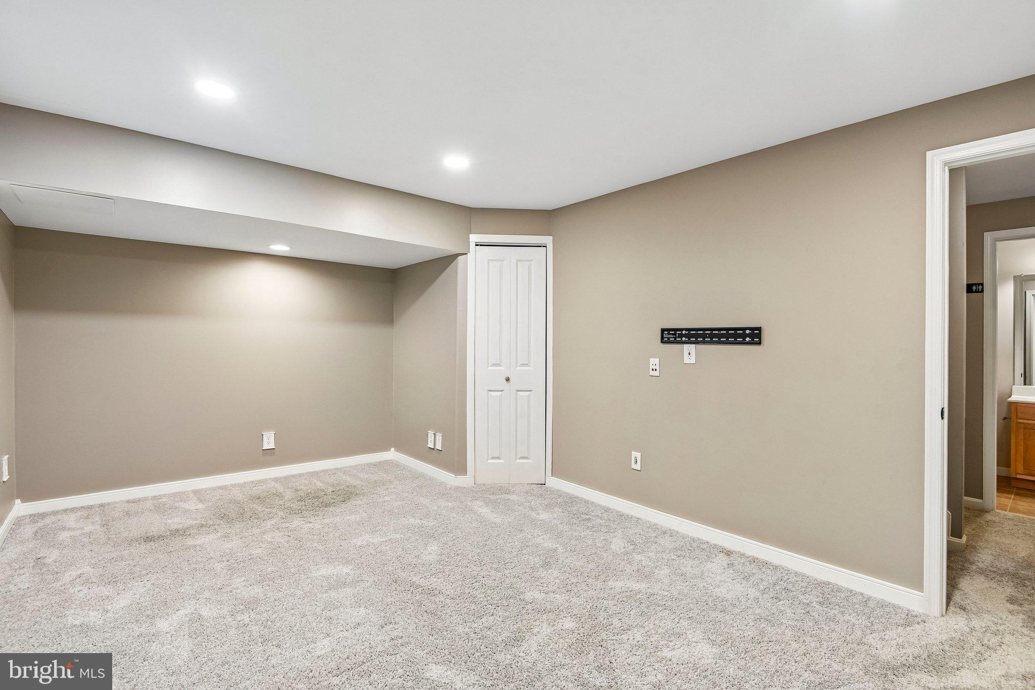 WHITETAIL WOODS II - Residential