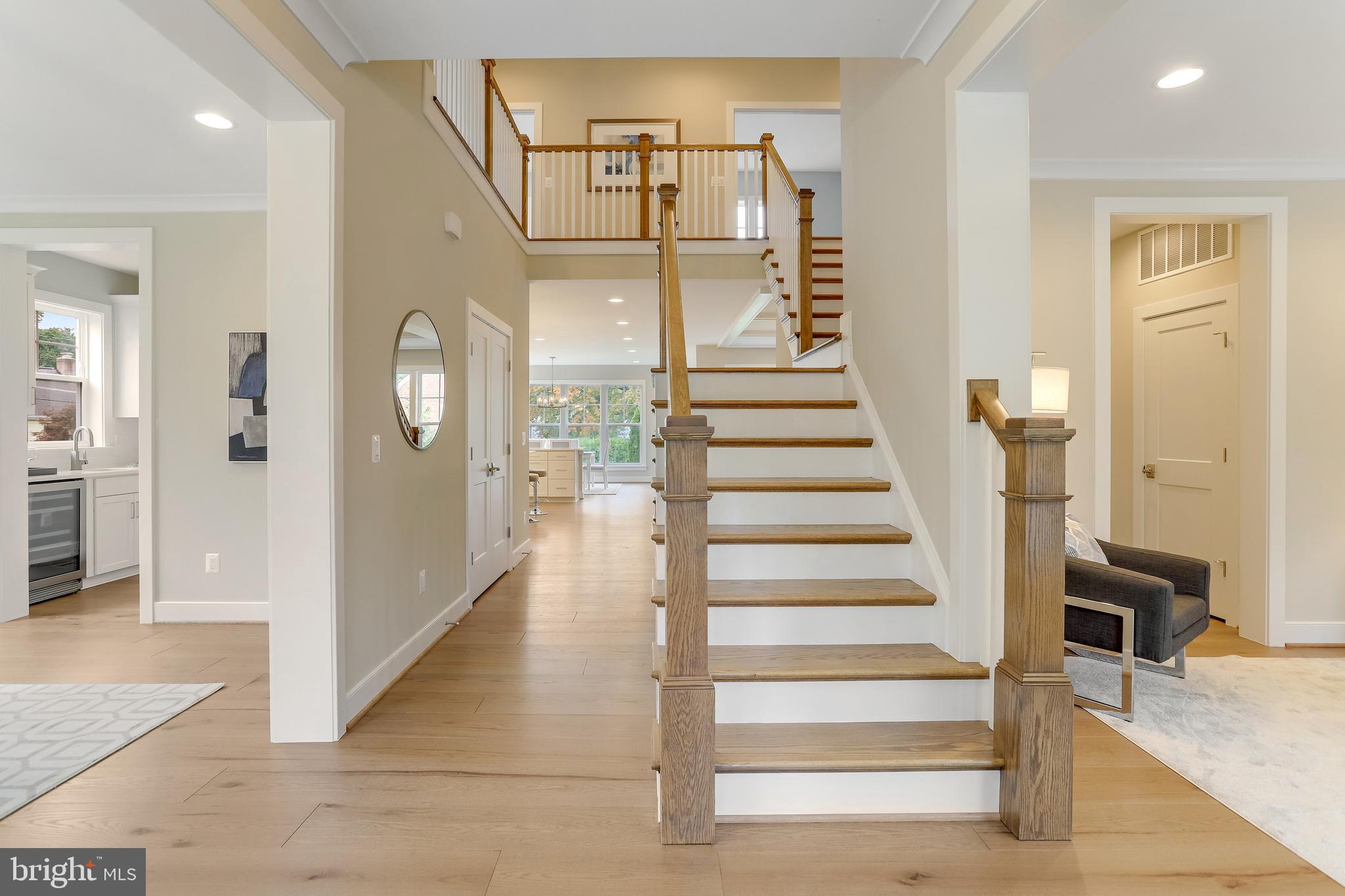 STONEWALL MANOR - Residential