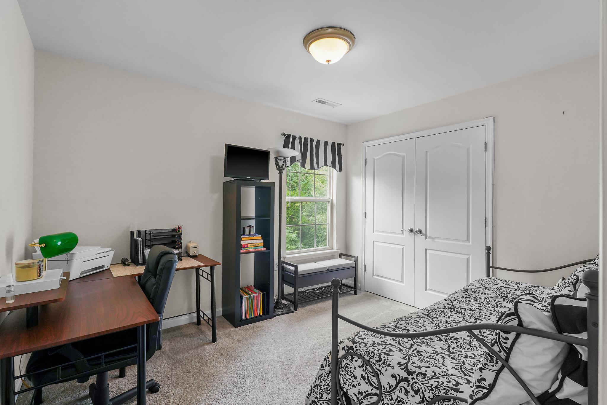 TOWNSEND - Residential
