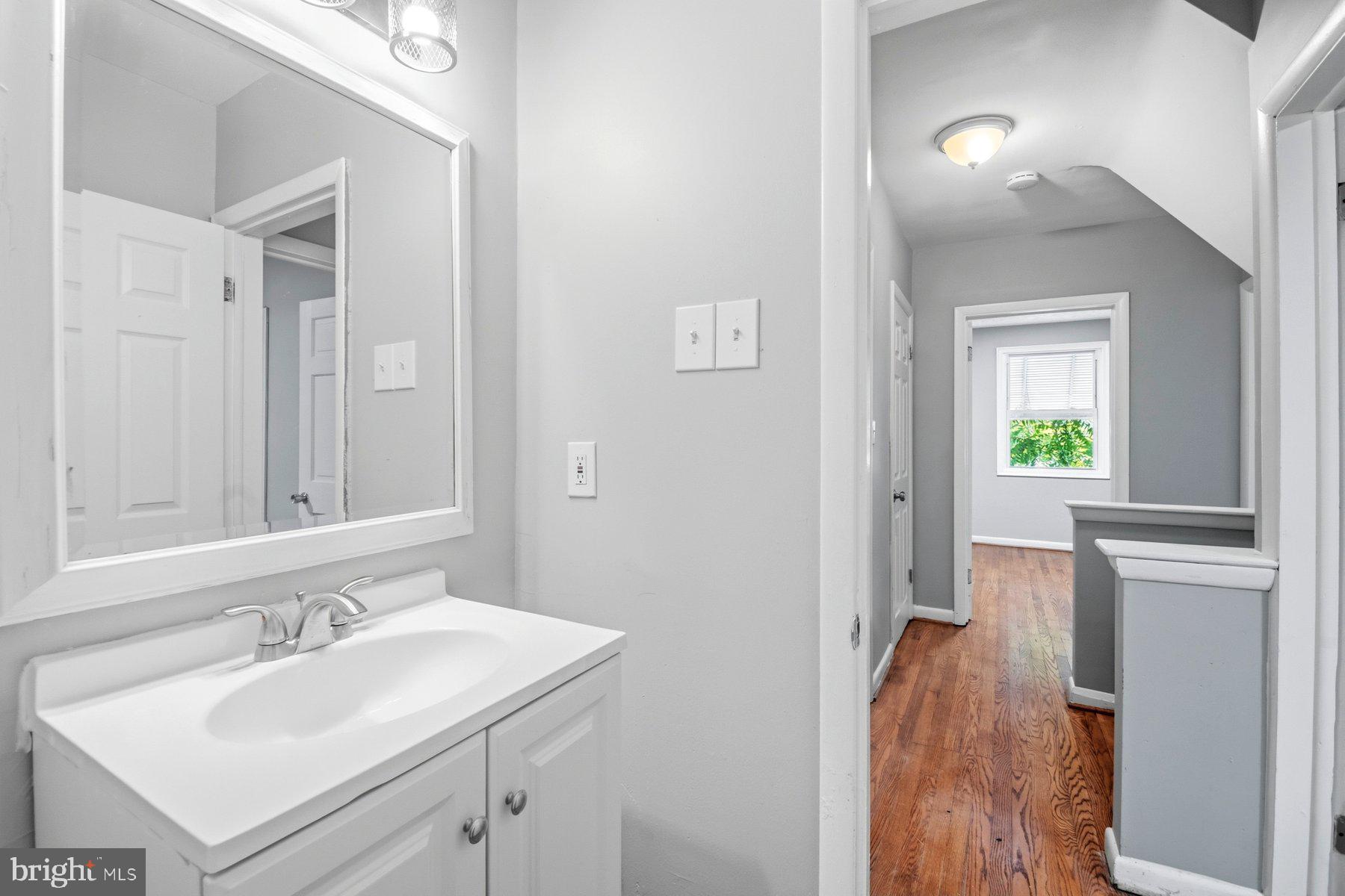 BELAIR-EDISON - Residential