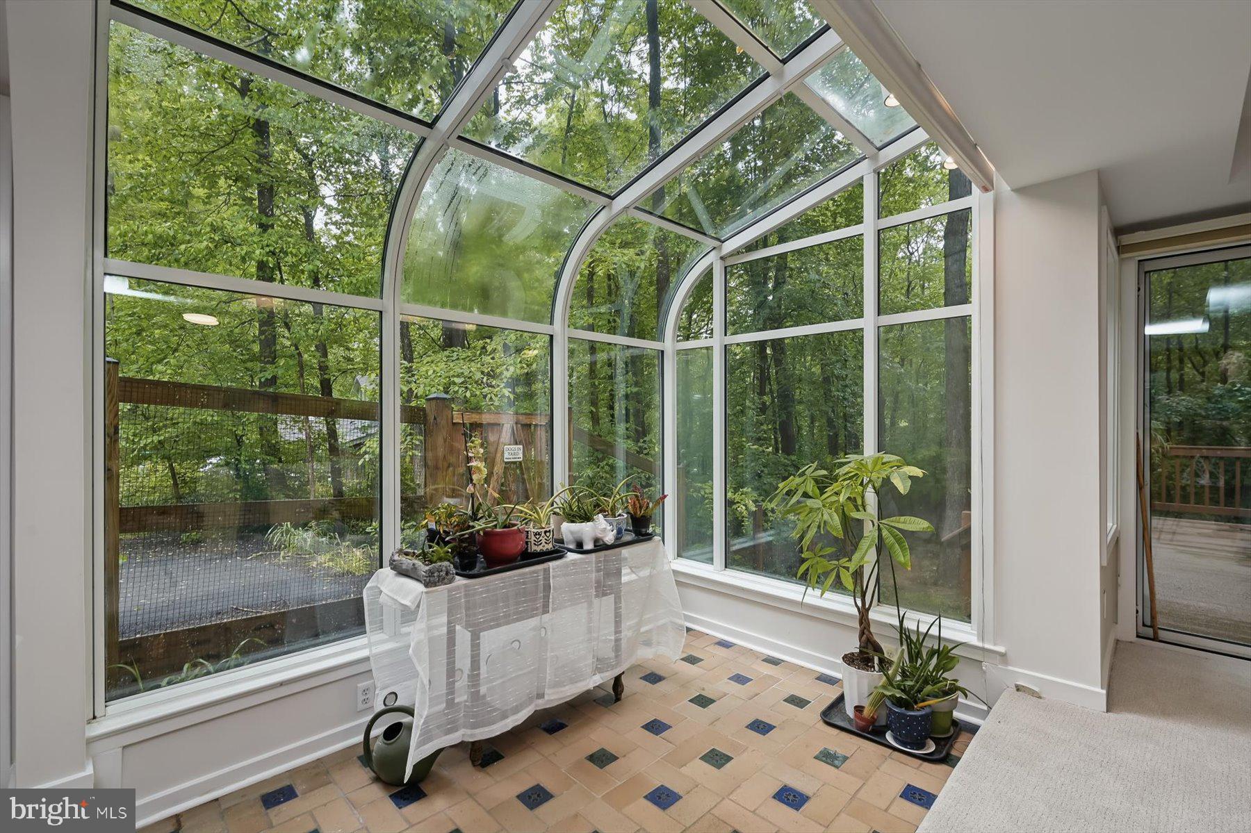 CARDEROCK SPRINGS - Residential