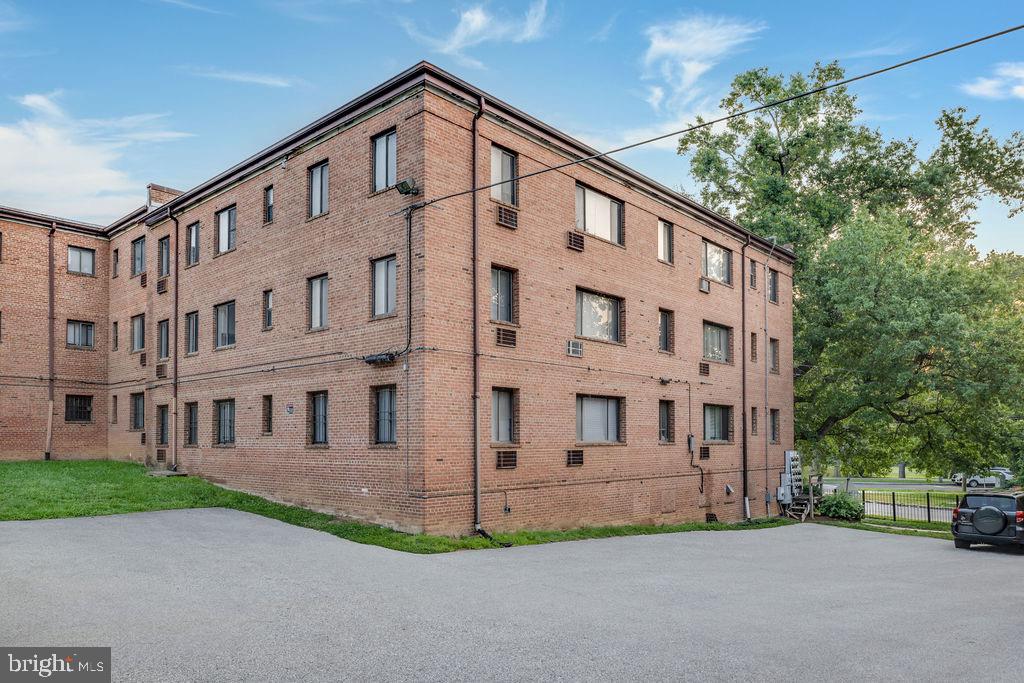 CONGRESS HEIGHTS - Residential