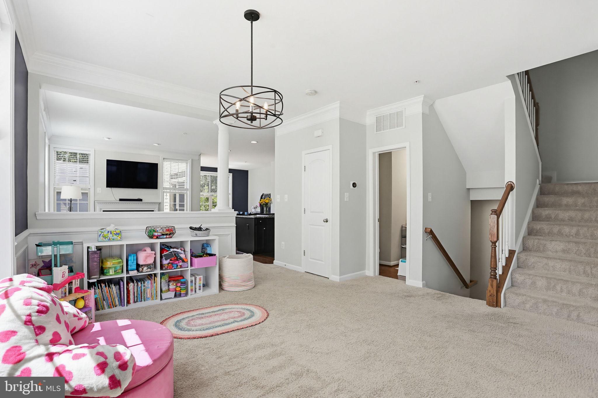 CANTERBURY VILLAGE - Residential