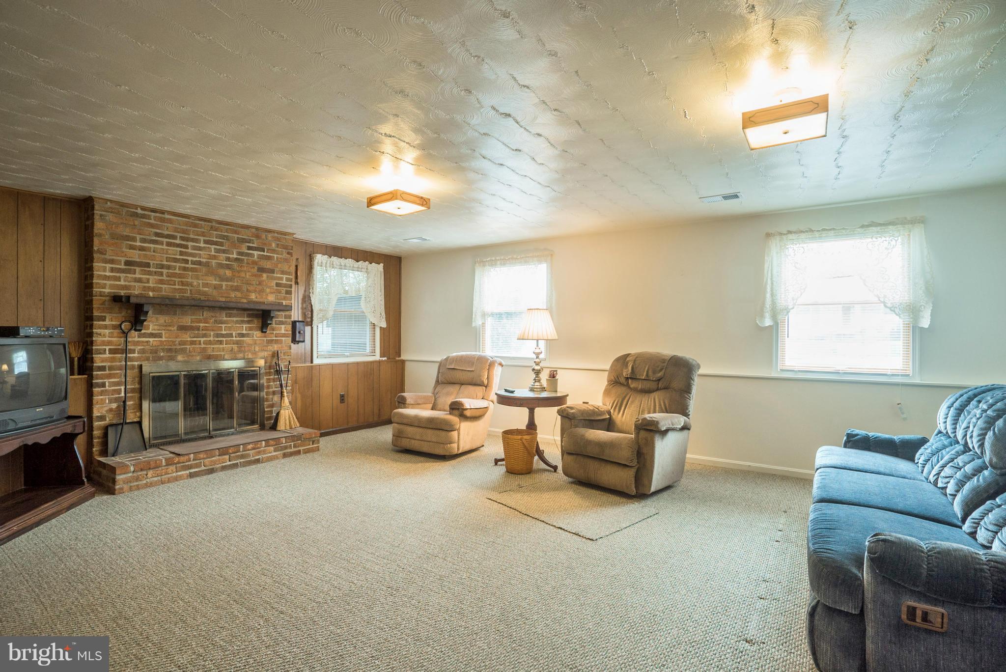 BOND MILL PARK - Residential