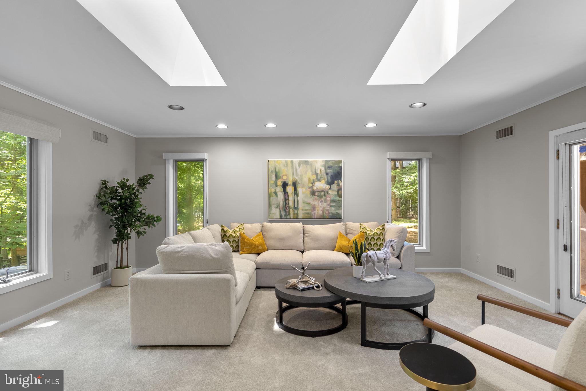 FALLSWOOD - Residential
