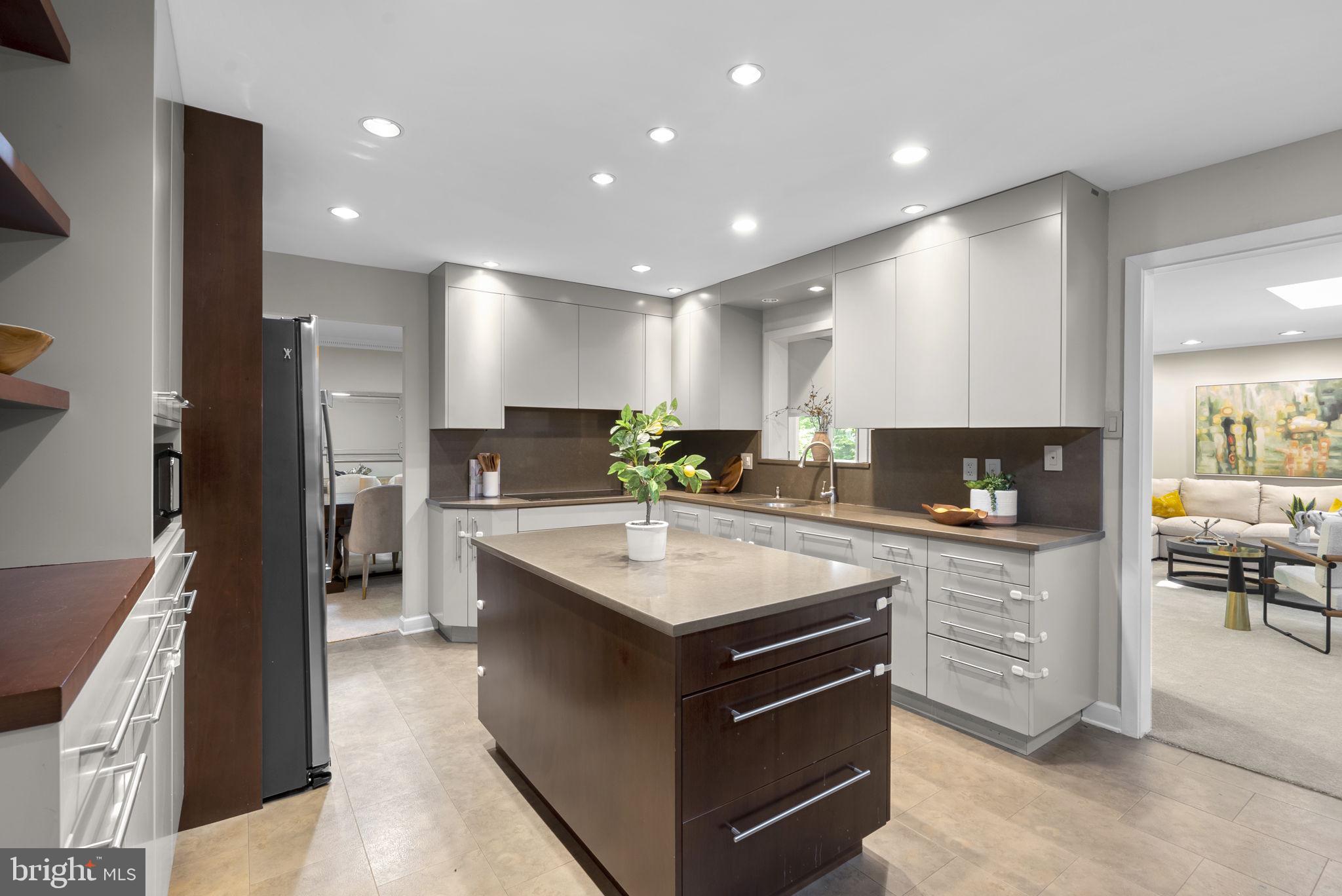 FALLSWOOD - Residential