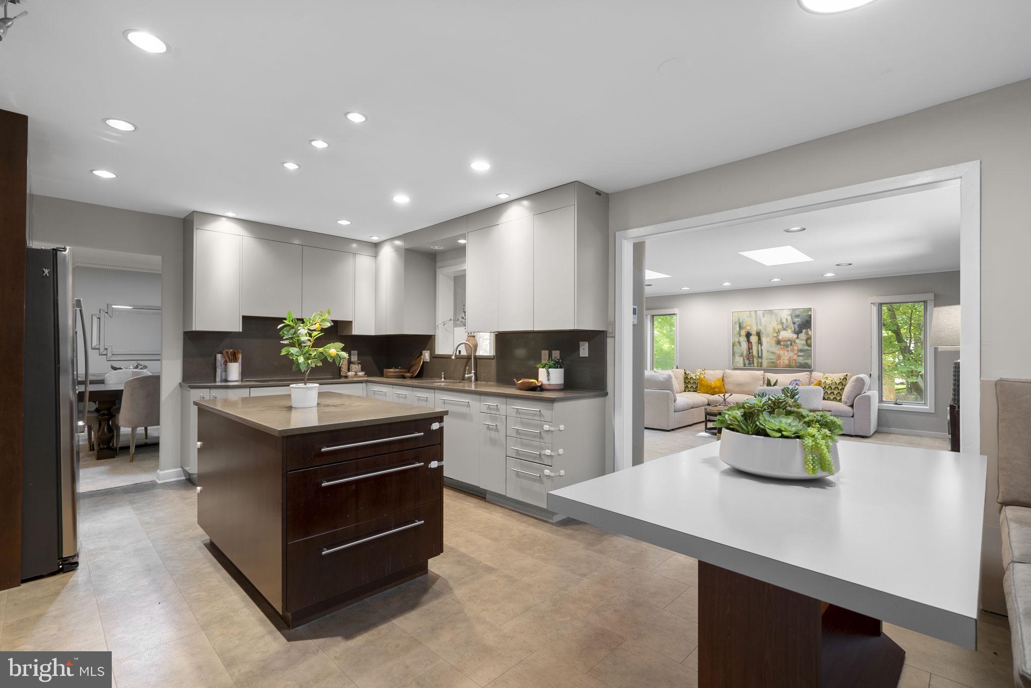 FALLSWOOD - Residential