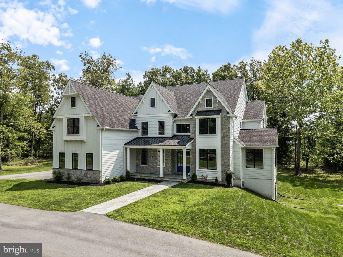 RADNOR HUNT - Residential