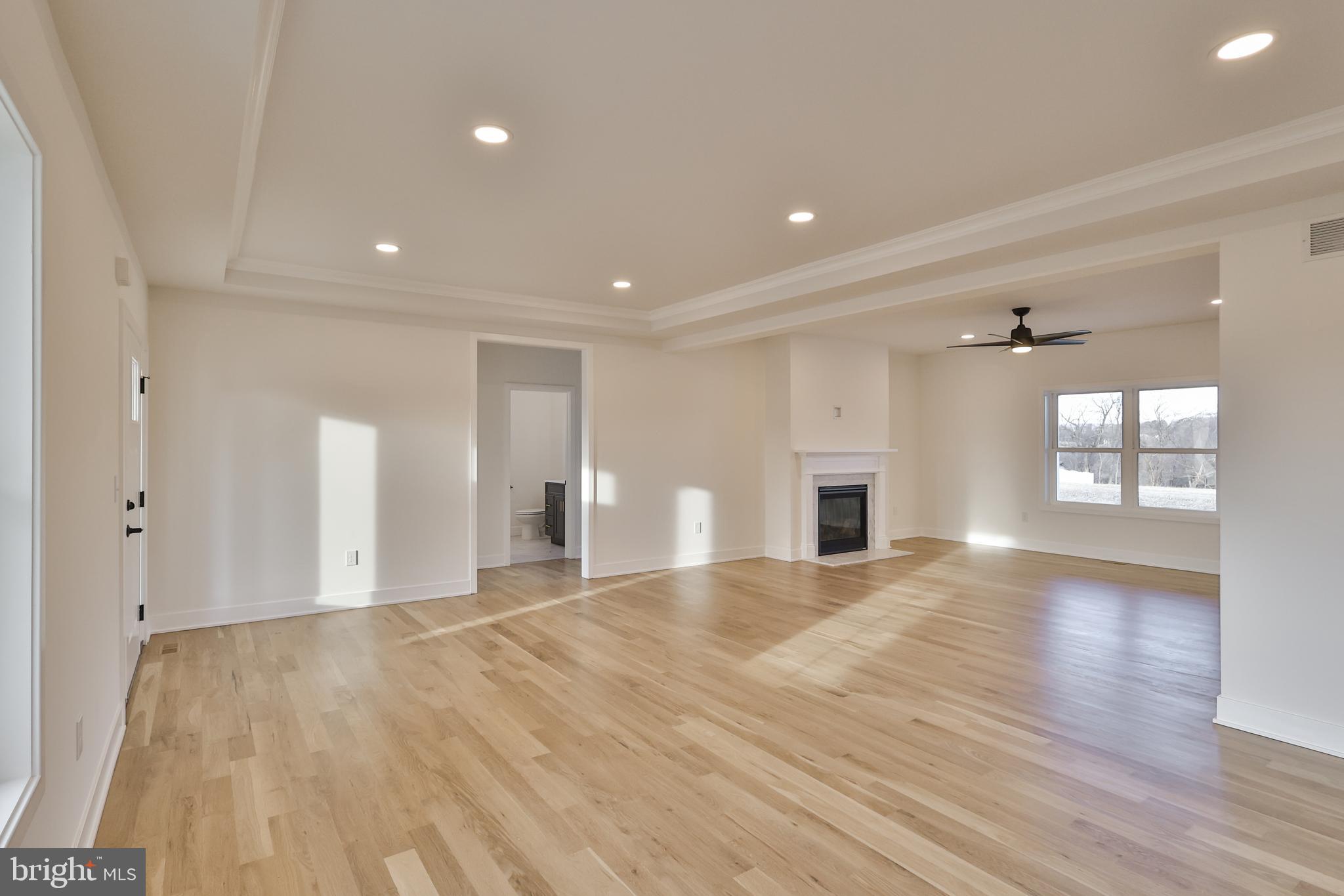 VINEYARD ESTATE - Residential
