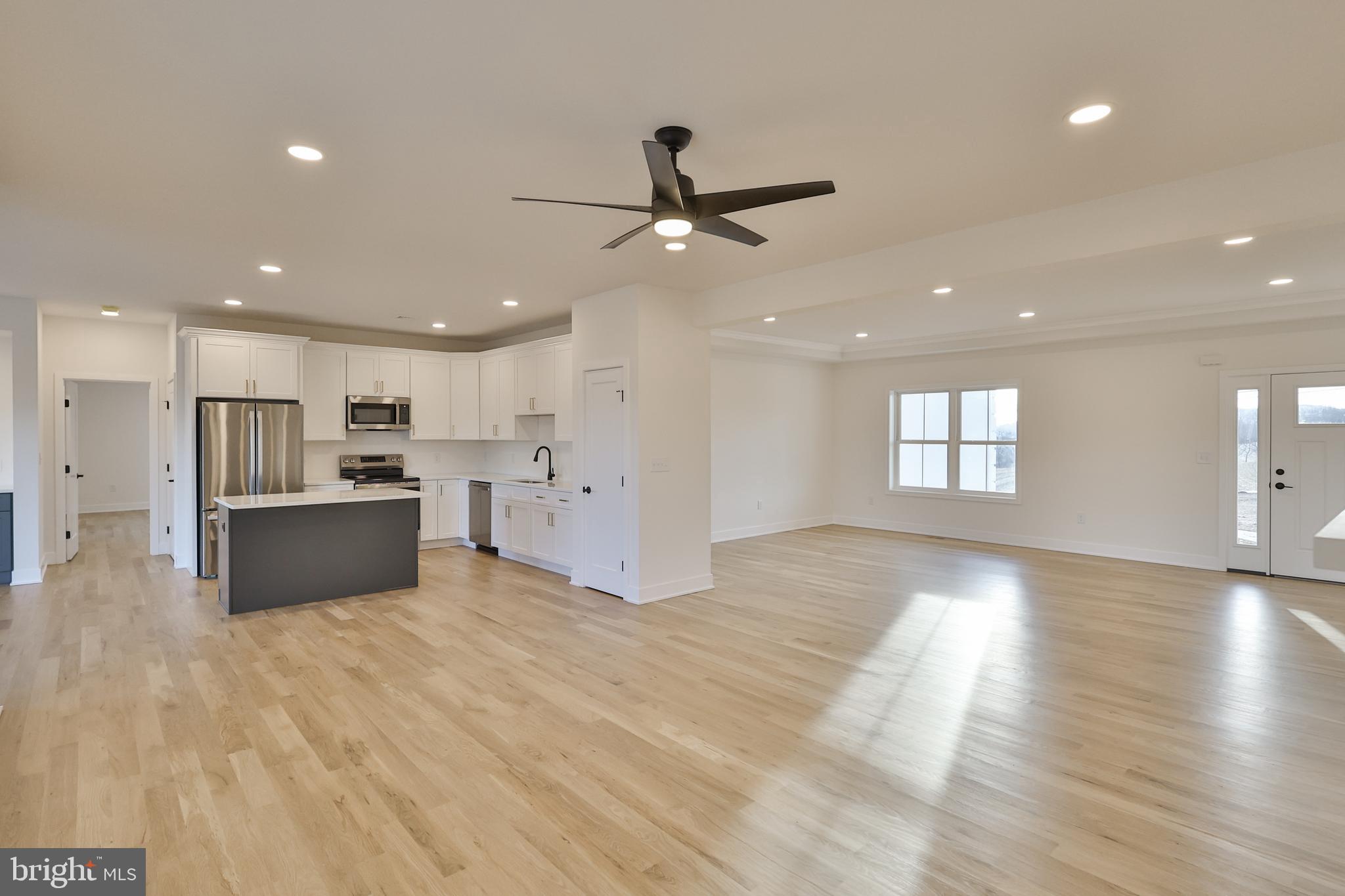 VINEYARD ESTATE - Residential