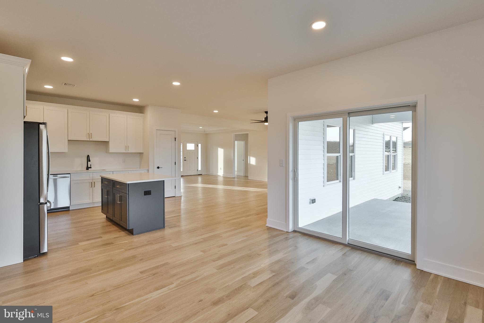 VINEYARD ESTATE - Residential