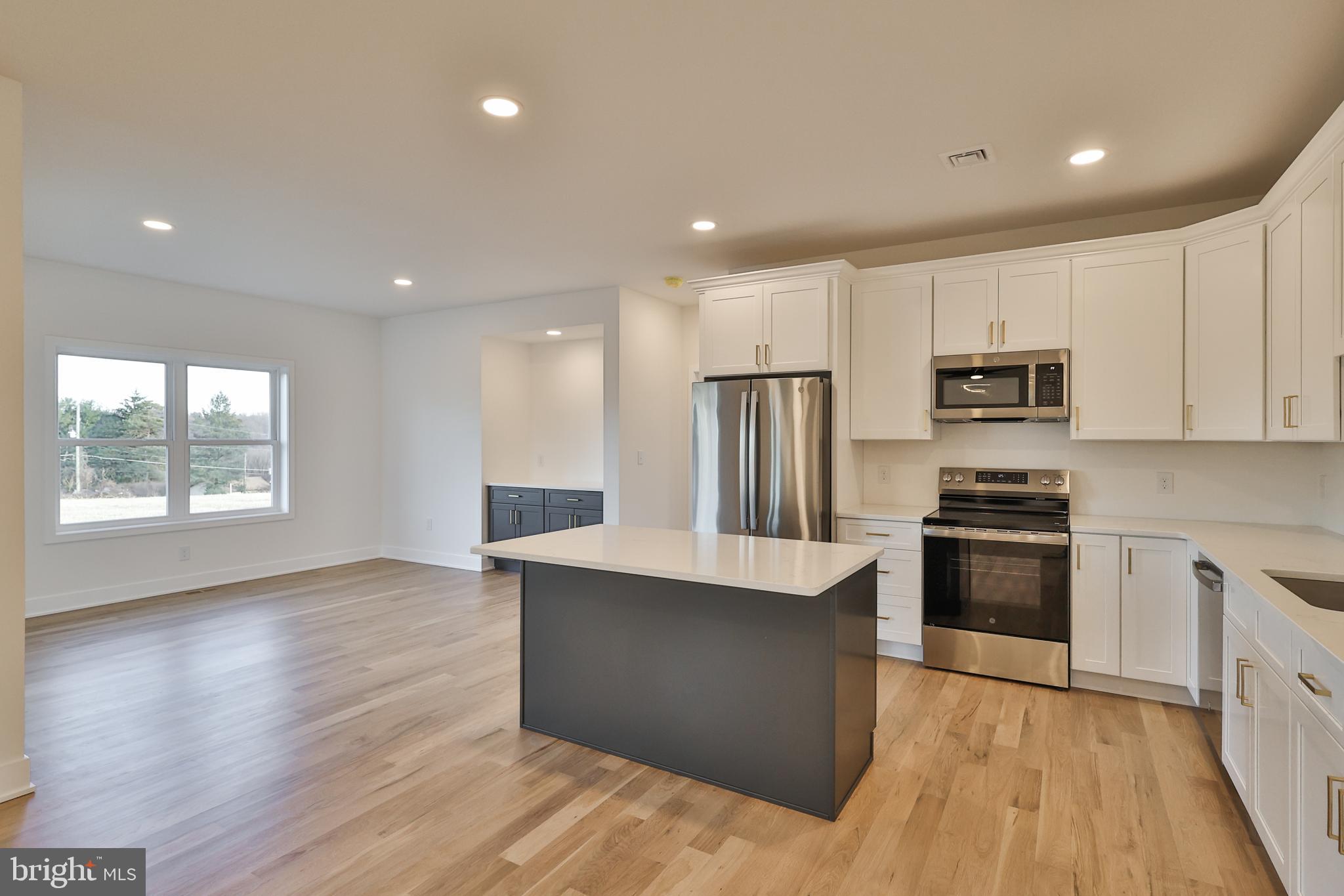 VINEYARD ESTATE - Residential