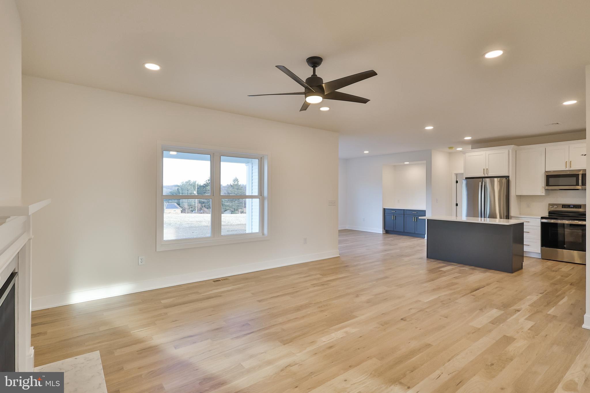 VINEYARD ESTATE - Residential