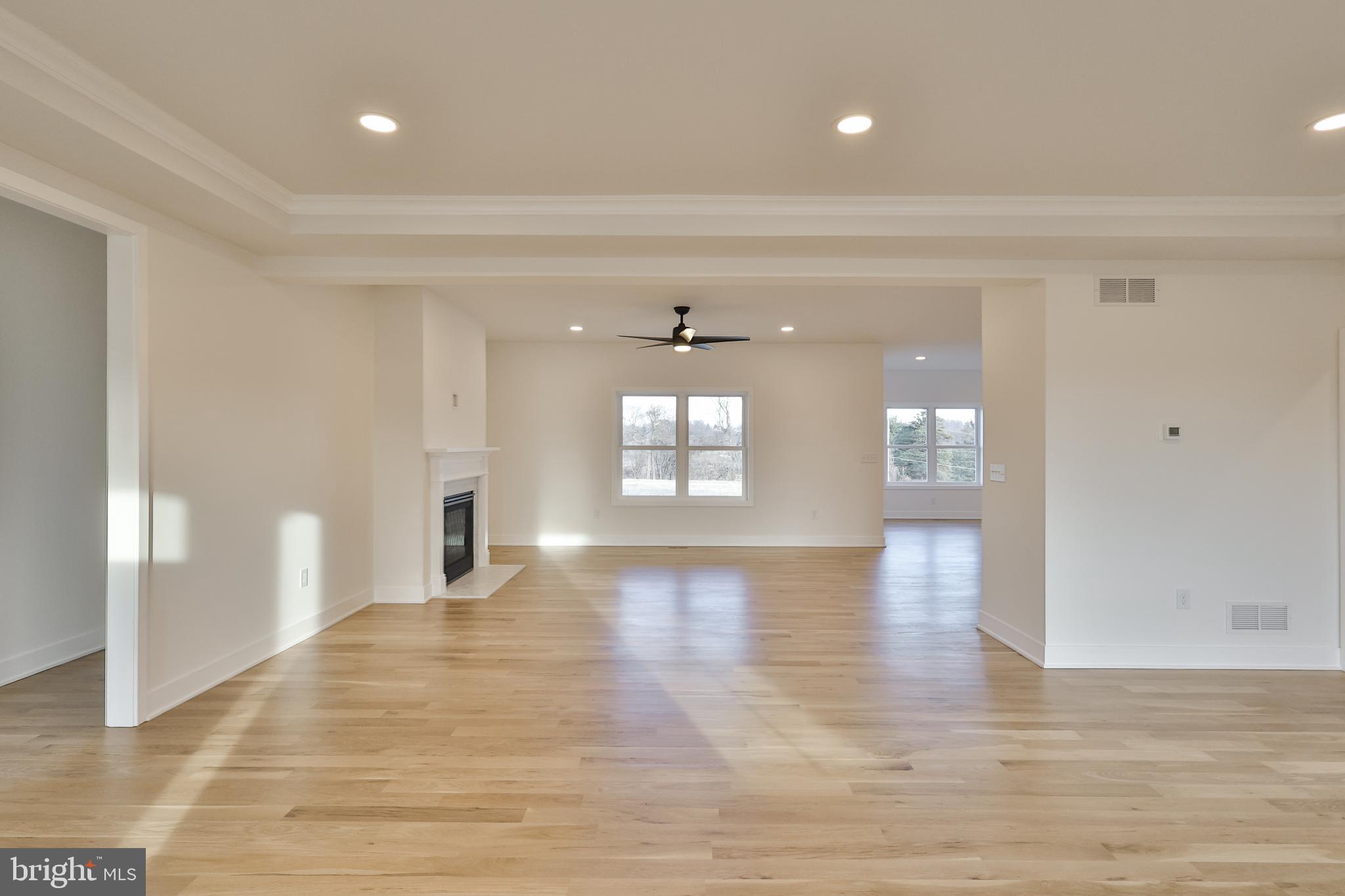 VINEYARD ESTATE - Residential