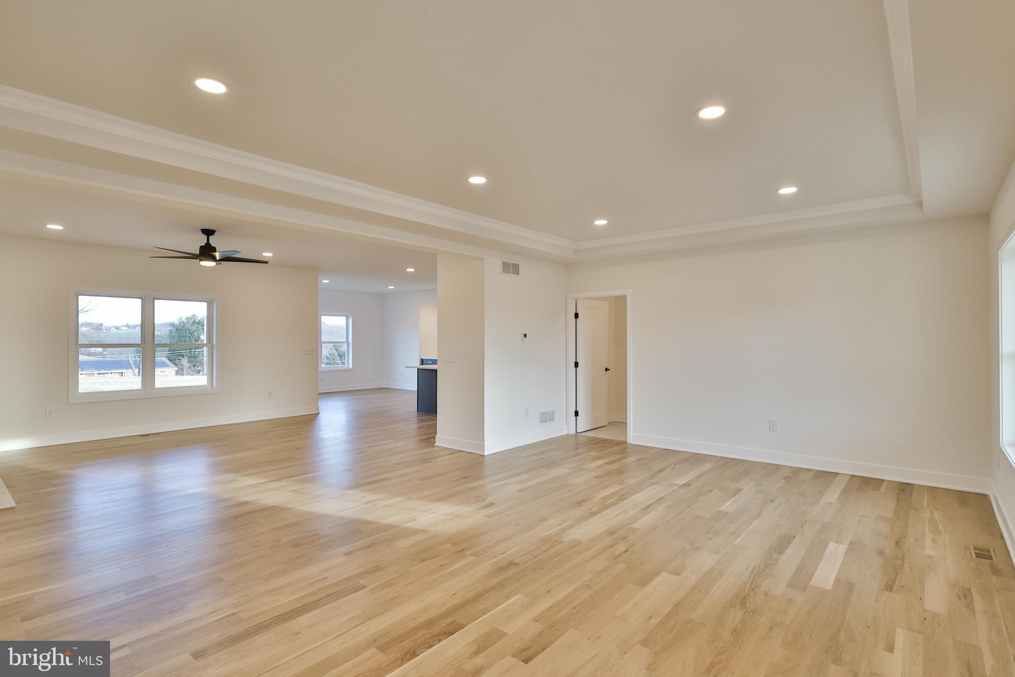 VINEYARD ESTATE - Residential