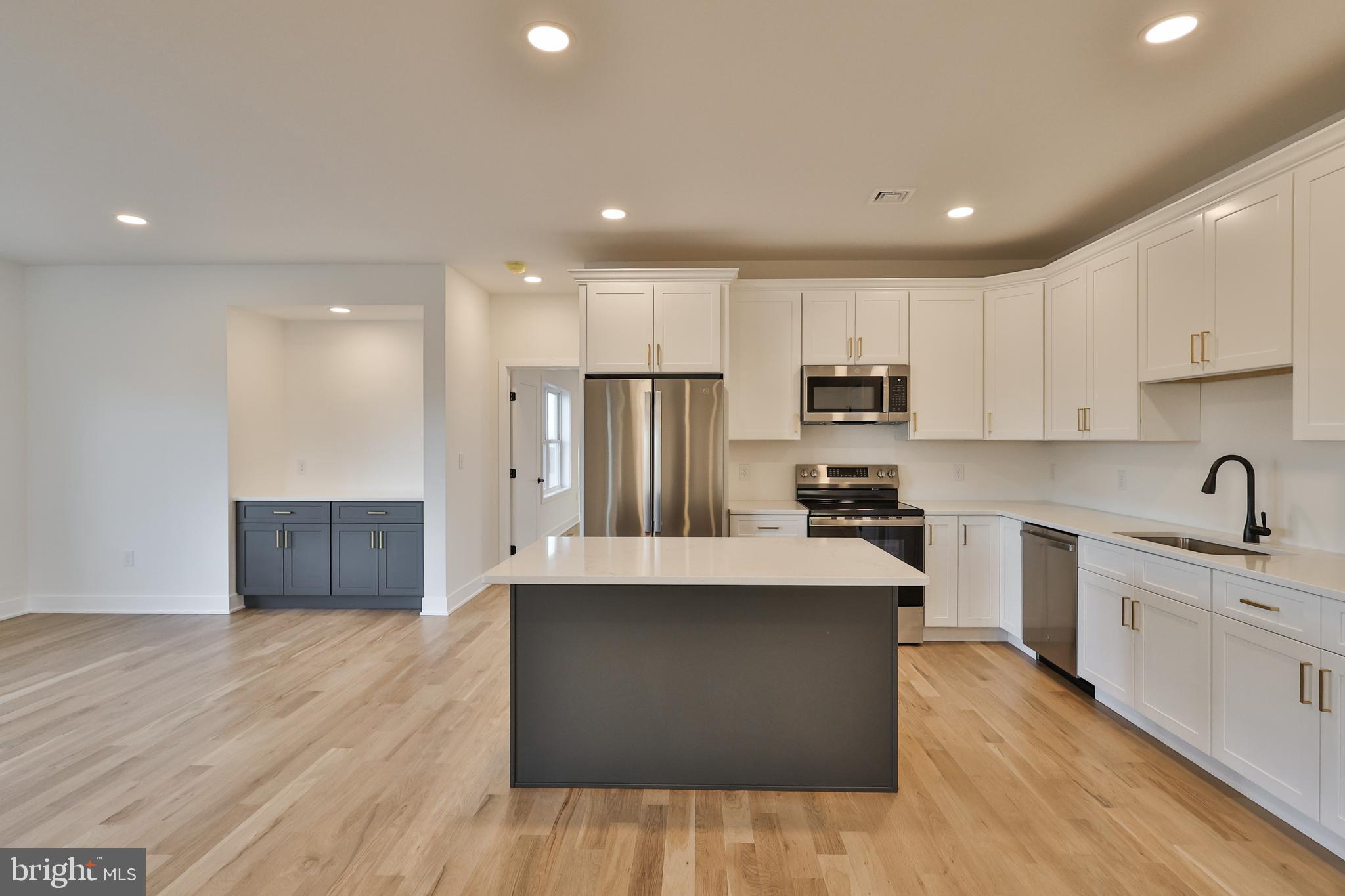 VINEYARD ESTATE - Residential