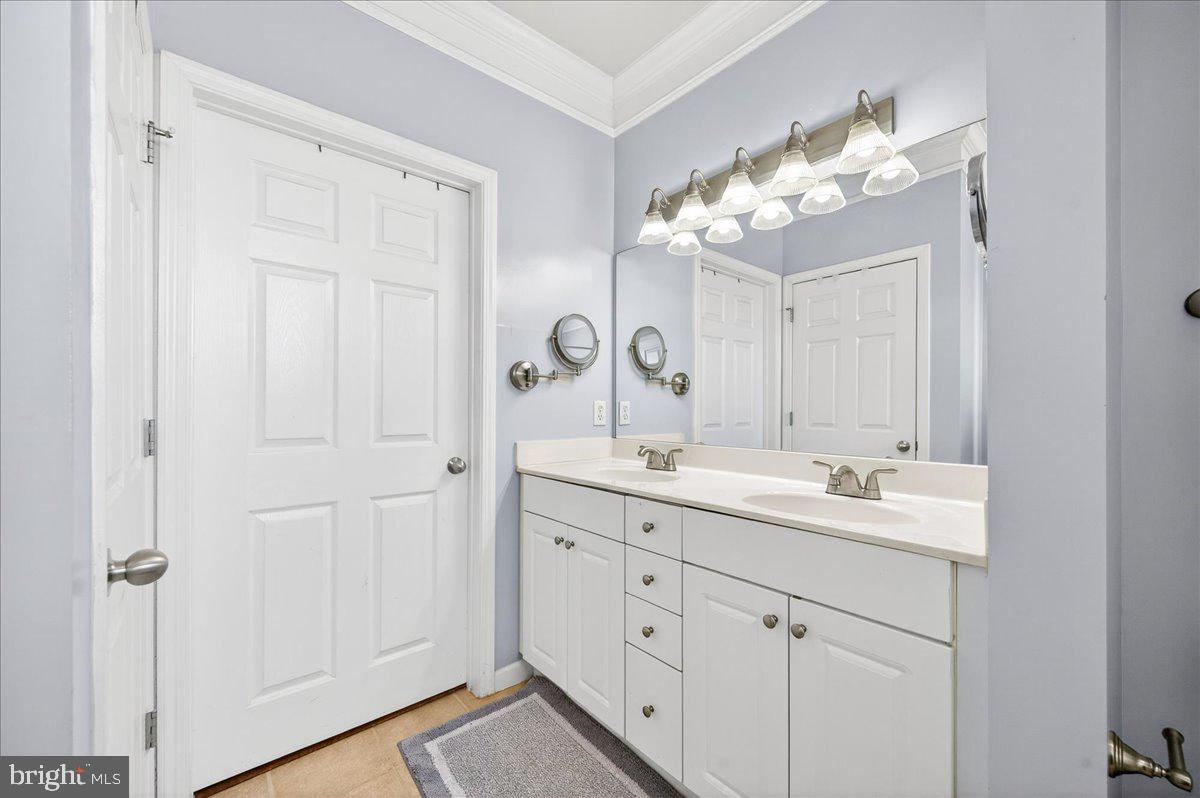 WESTCHESTER AT STRATFORD - Residential