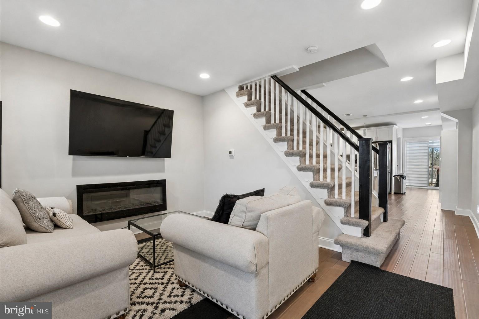CONSHOHOCKEN - Residential