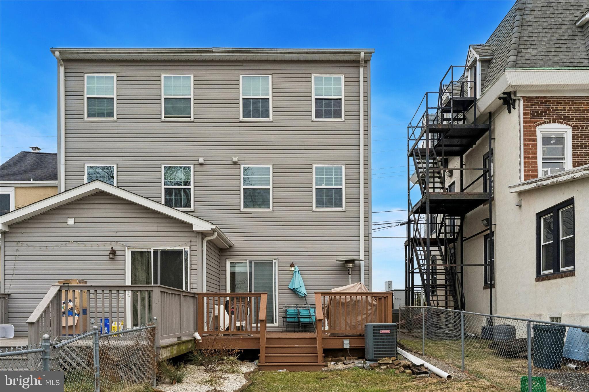 CONSHOHOCKEN - Residential
