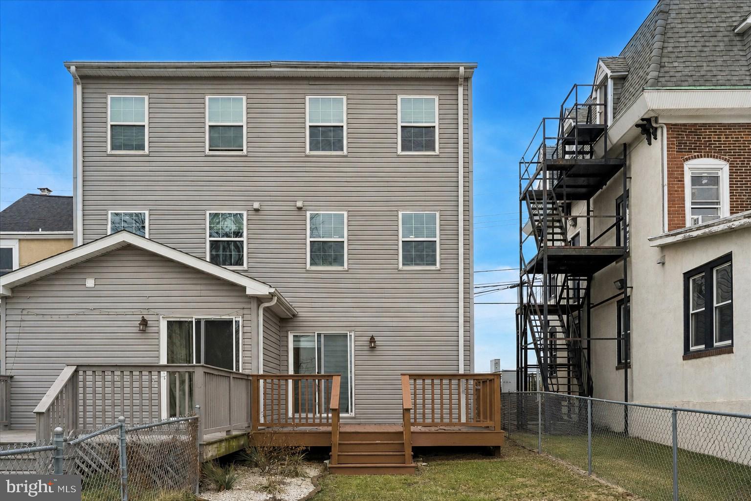 CONSHOHOCKEN - Residential
