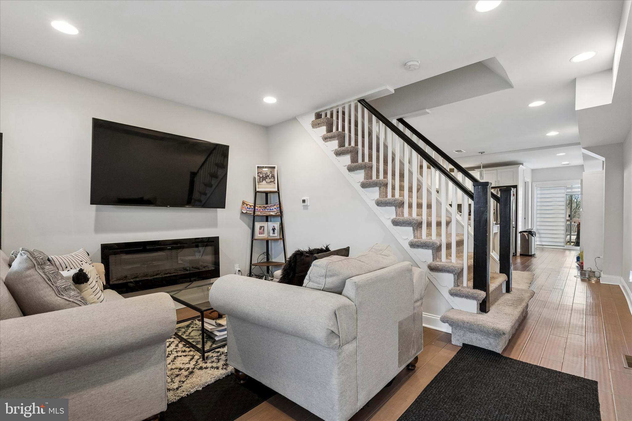 CONSHOHOCKEN - Residential