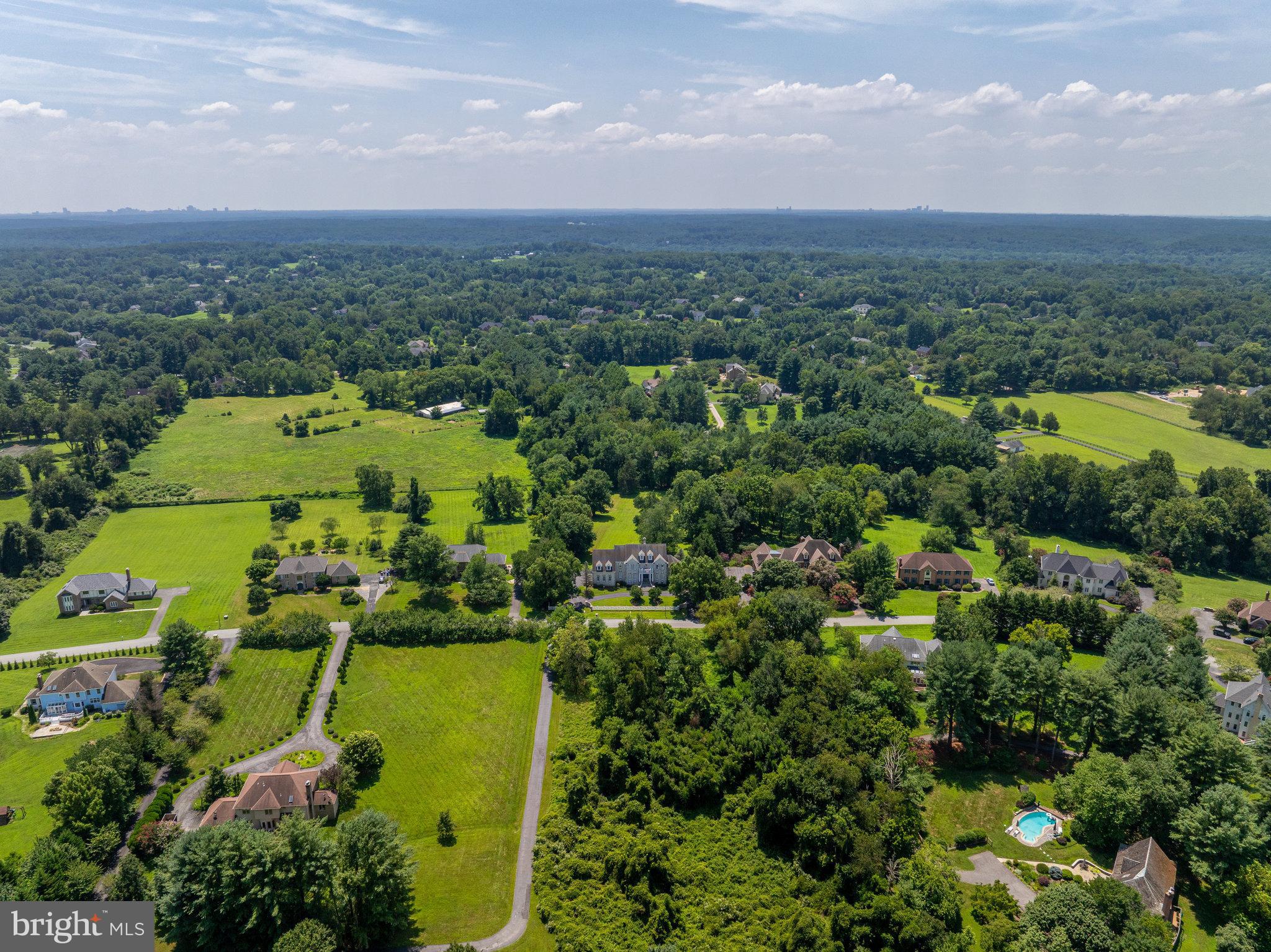 TRAVILAH MEADOWS - Residential