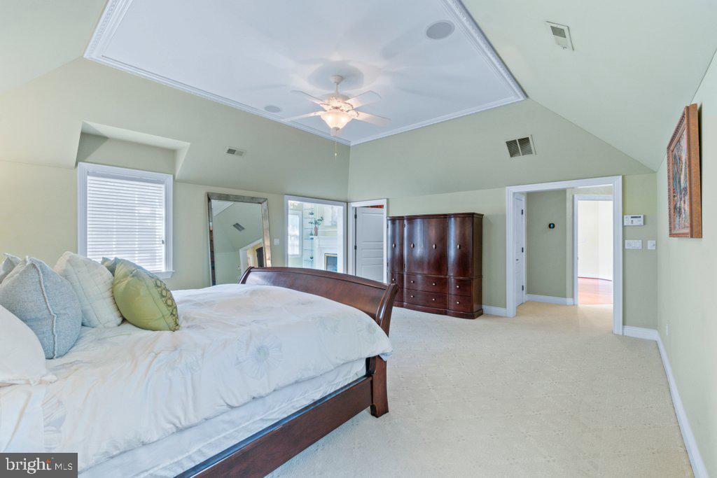 CHESTNUT WOODS - Residential
