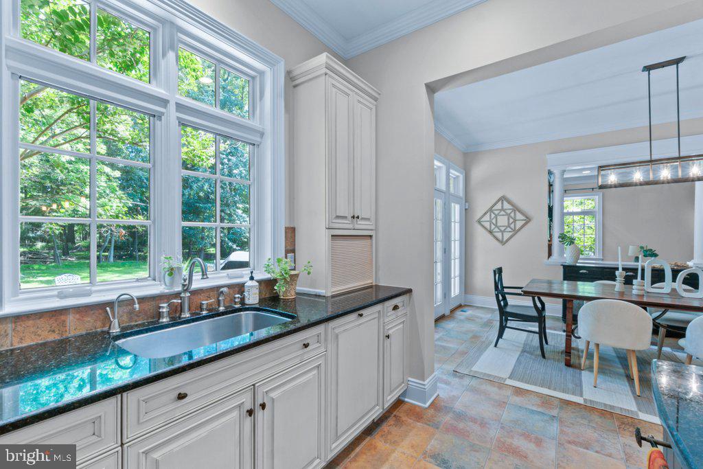 CHESTNUT WOODS - Residential
