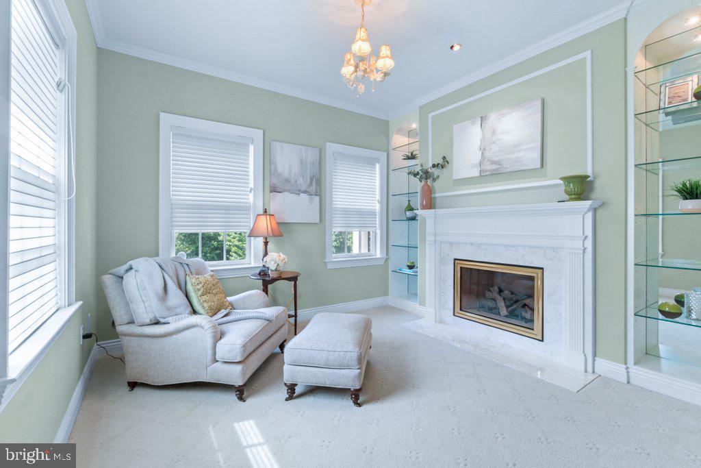 CHESTNUT WOODS - Residential