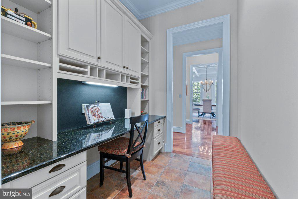 CHESTNUT WOODS - Residential