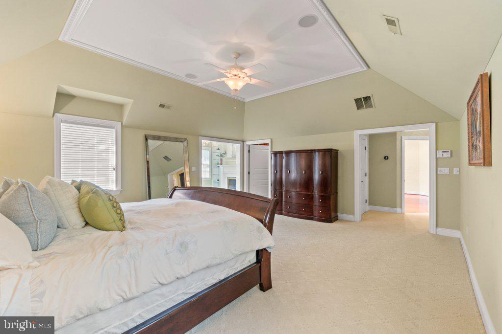 CHESTNUT WOODS - Residential
