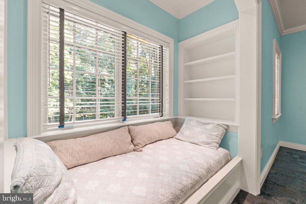 CHESTNUT WOODS - Residential
